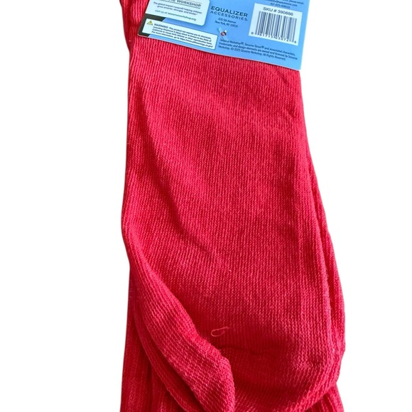 Sesame Street Elmo Casual Crew Socks size 9-13 - Picture 2 of 5